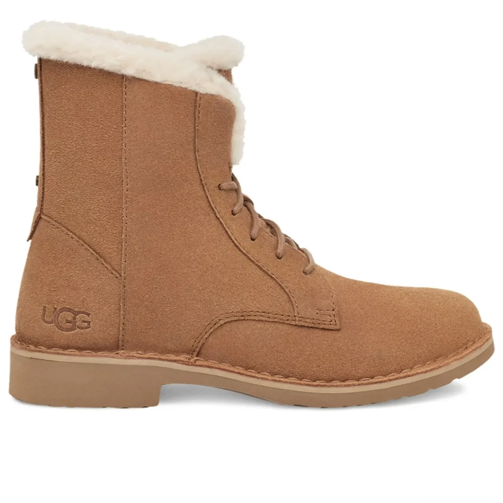 NWT UGG Quincy Shearling Lined Boot - Picture 2 of 16
